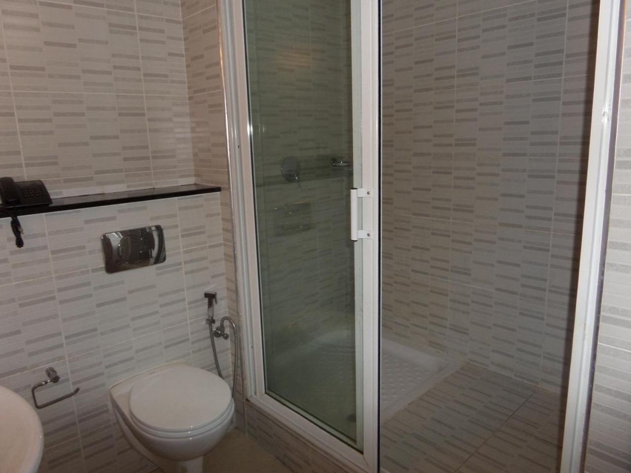 Hotel Newcastle Lagos Kamer foto